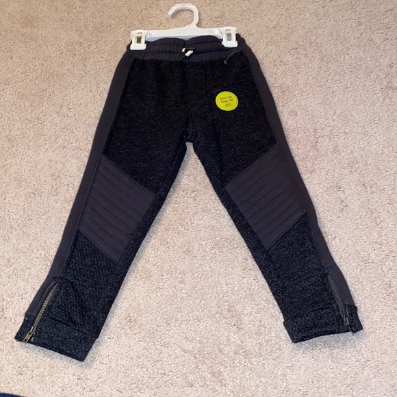 OshKosh B'gosh Other - NWT BOYS JOGGERS 3t